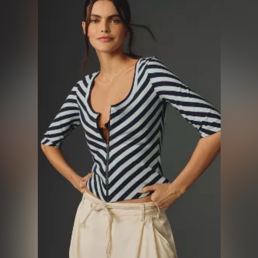 NWT ANTHRO MAEVE XS front zip scoop neck top in blue motif - Picture 1 of 10